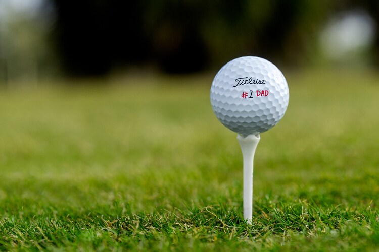 2023 Pro V1 Father's Day Special Edition